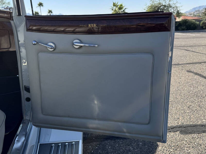 1932 Packard Deluxe 8