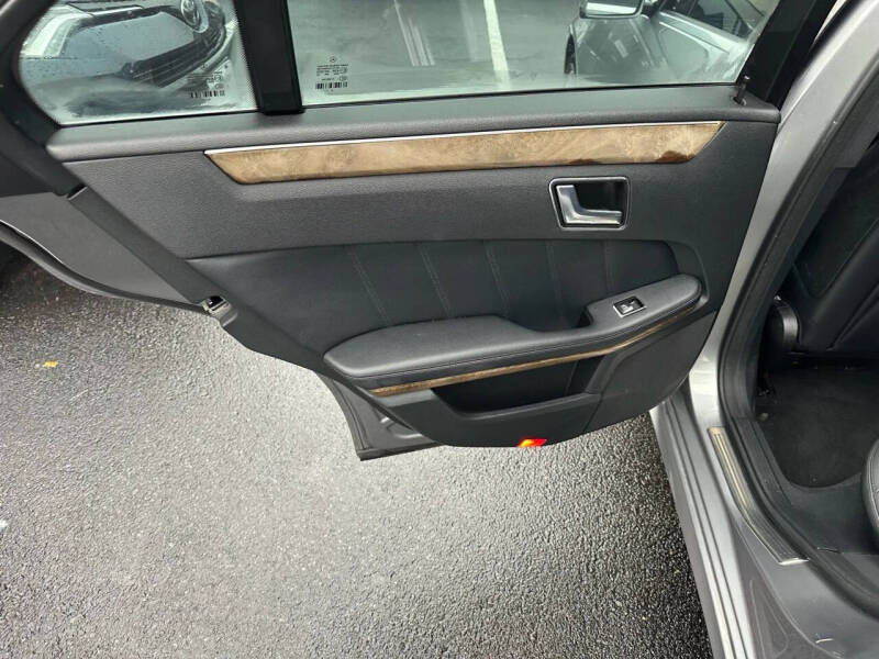 2010 Mercedes-Benz E-Class