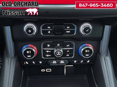 2023 GMC Yukon XL SLT