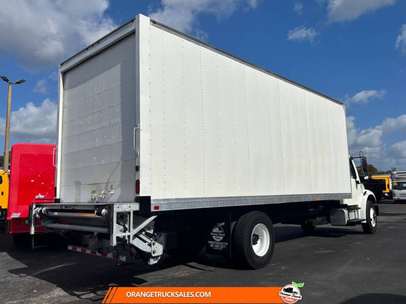 2019 Freightliner M2 106