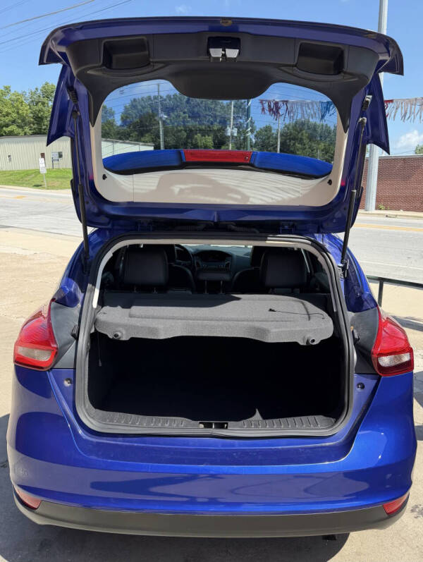 2015 Ford Focus SE - Photo 7
