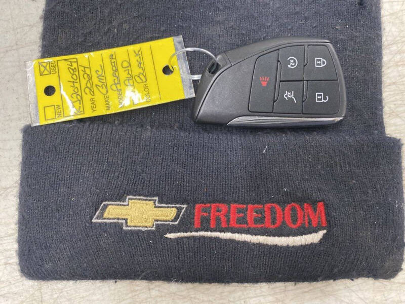 2024 GMC Acadia Elevation