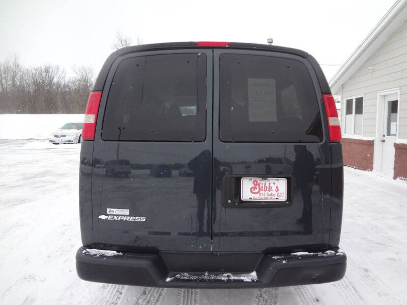 2017 Chevrolet Express LS 2500