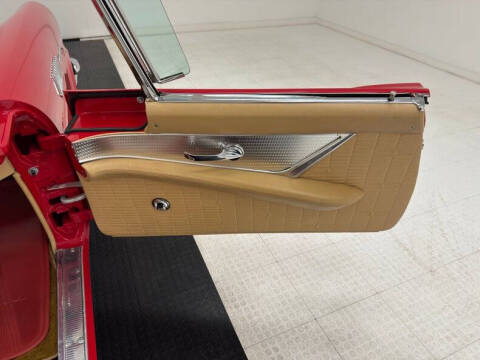 1957 Ford Thunderbird