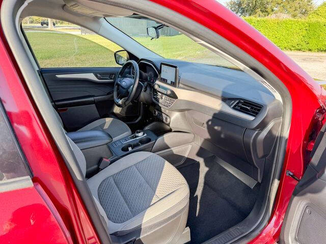 2022 Ford Escape SE