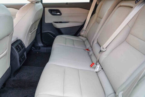 2022 Nissan Rogue SL