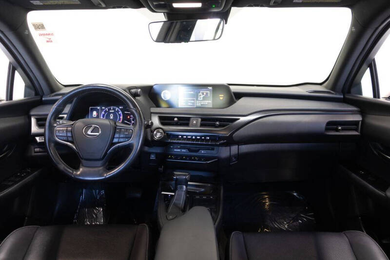2020 Lexus UX 200