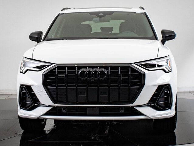 2025 Audi Q3 quattro S line Prem Plus 45 TFSI
