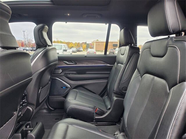 2022 Jeep Grand Cherokee L Overland