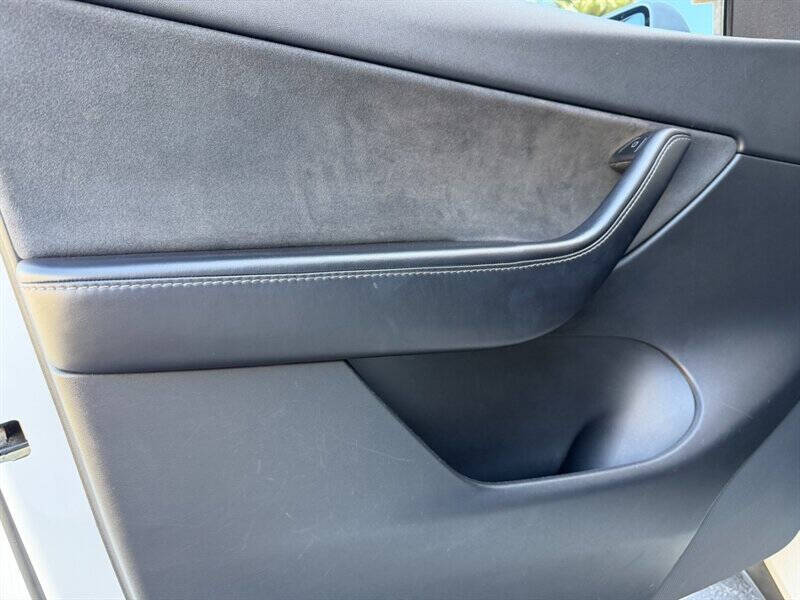2021 Tesla Model Y Performance