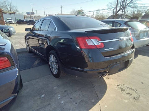 2010 Ford Taurus SEL