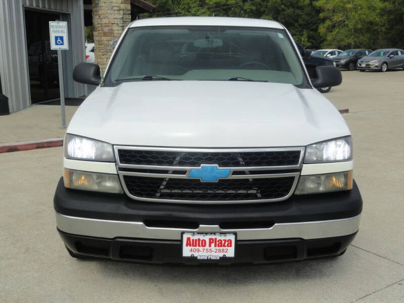 2006 Chevrolet Silverado 1500 LS photo 2