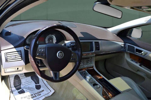 2010 Jaguar XF Premium