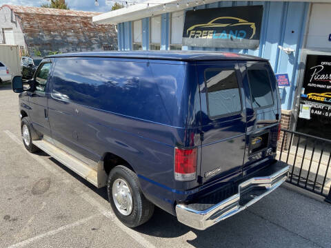 2011 Ford E-Series E-250