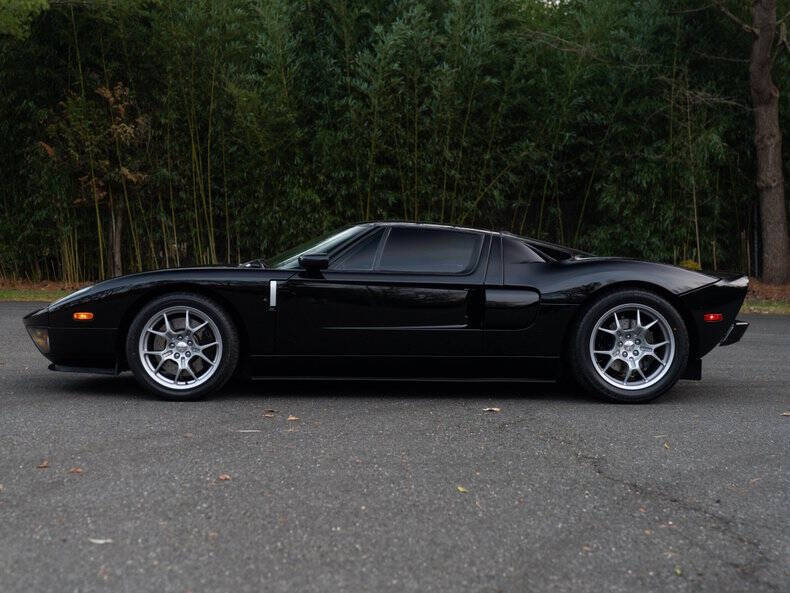 2005 Ford GT