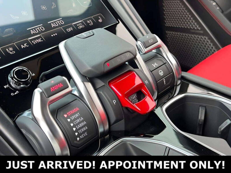 2022 Lamborghini Urus