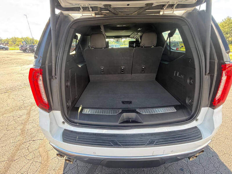 2023 GMC Yukon XL Denali