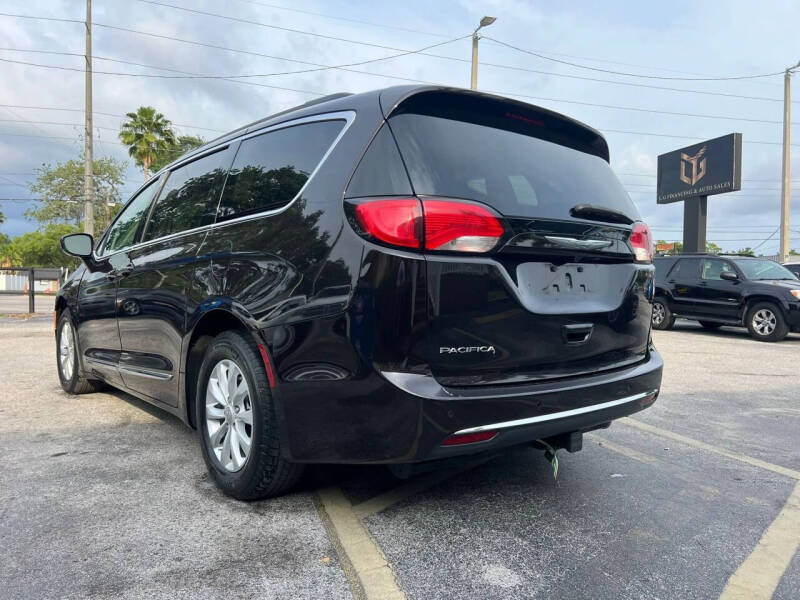 2017 Chrysler Pacifica