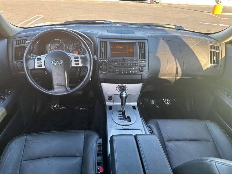 2003 Infiniti FX35