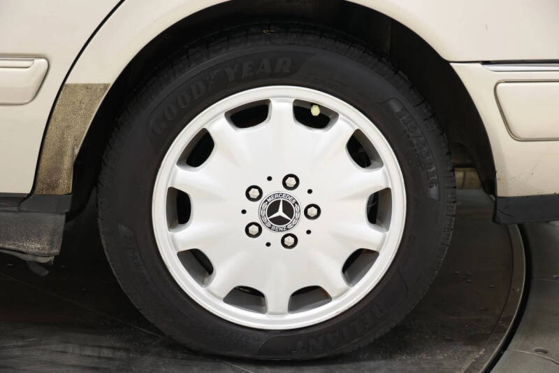 1998 Mercedes-Benz E-Class E 320 4MATIC