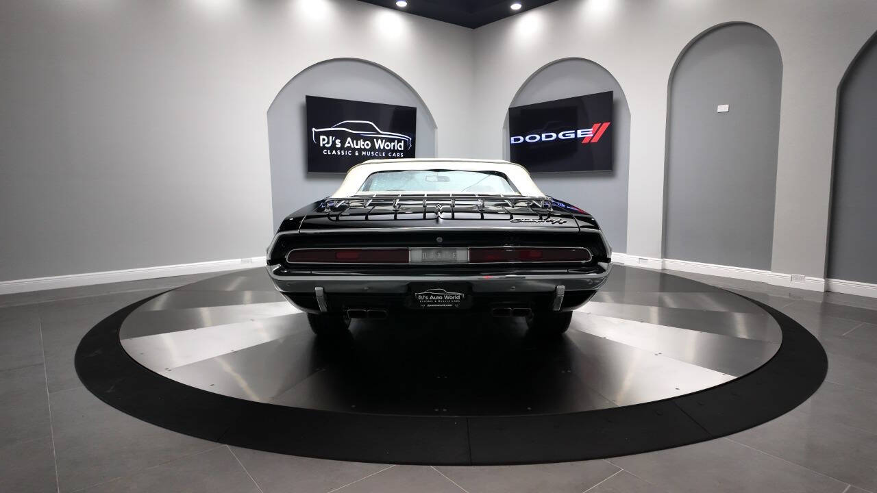 1970 Dodge Challenger 46