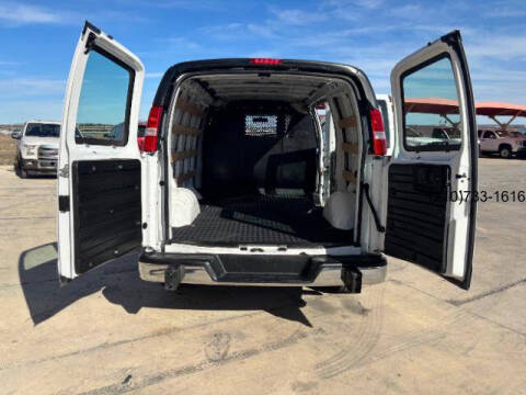 2024 GMC Savana 2500