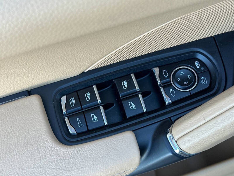 2014 Porsche Cayenne