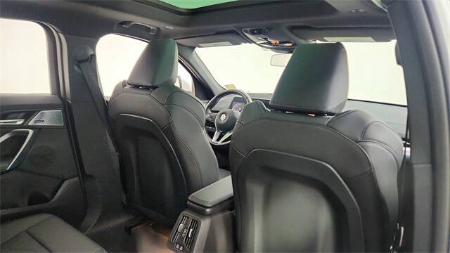 2025 BMW X2 xDrive28i