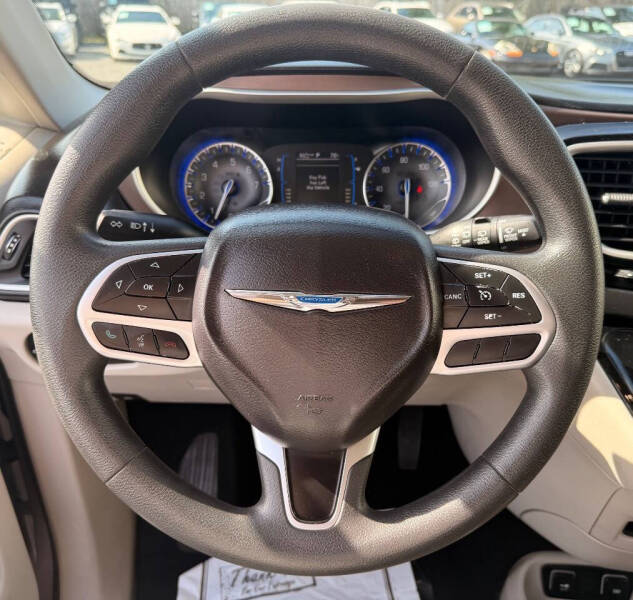 2017 Chrysler Pacifica Touring