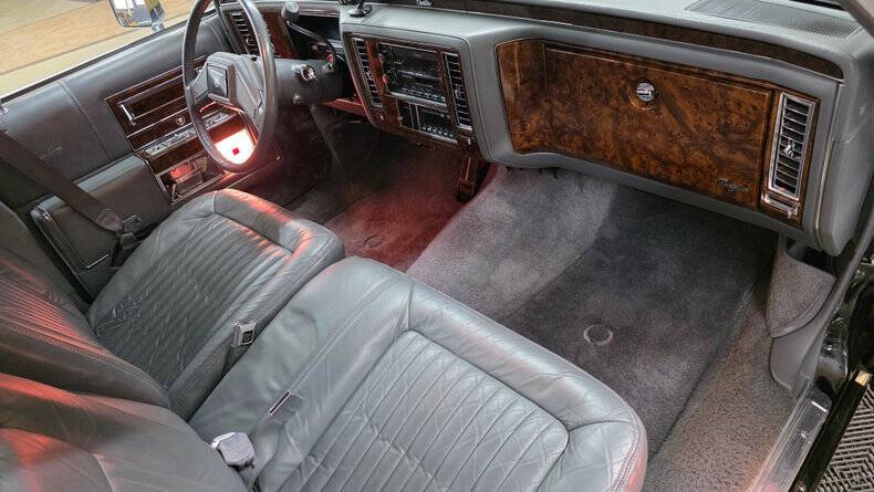 1990 Cadillac Brougham