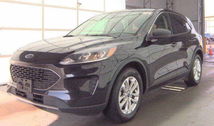 2022 Ford Escape SE's photo