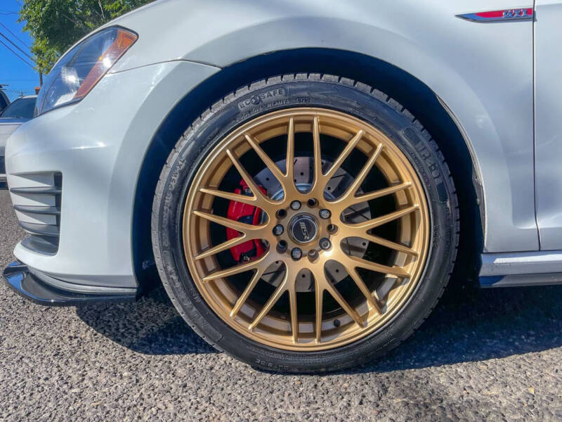 2015 Volkswagen Golf GTI