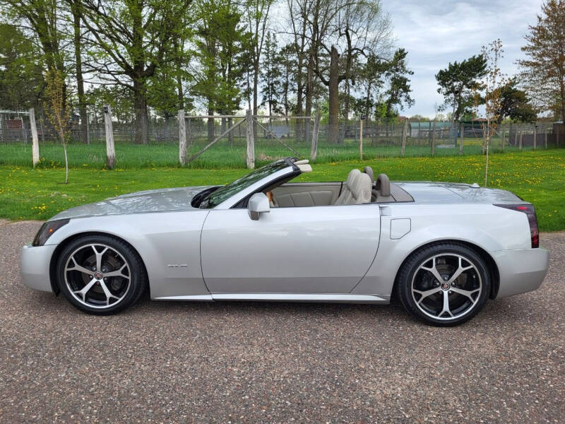 2005 Cadillac XLR for sale at Cody's Classic & Collectibles, LLC in Stanley WI