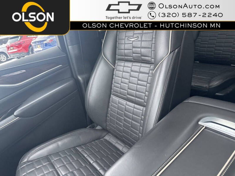 2022 Cadillac Escalade ESV Premium Luxury Platinum