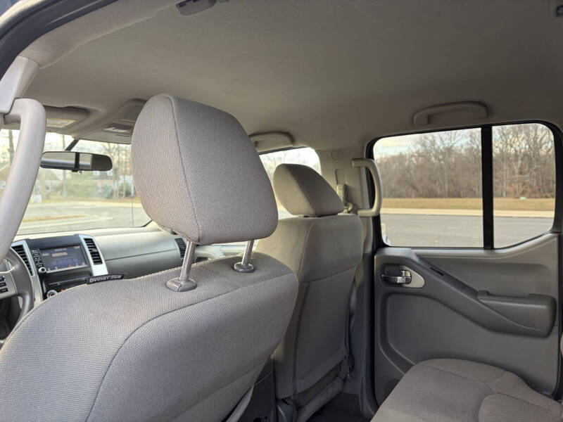 2019 Nissan Frontier SV