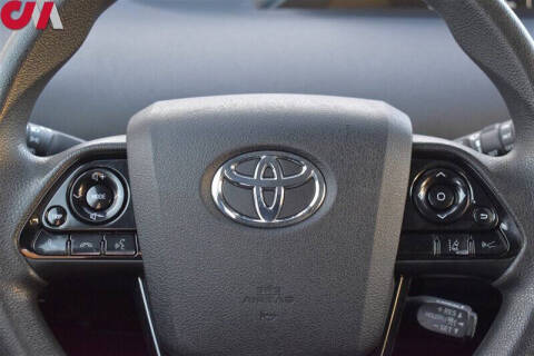 2021 Toyota Prius LE