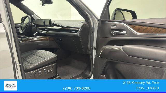 2023 Cadillac Escalade Sport Platinum