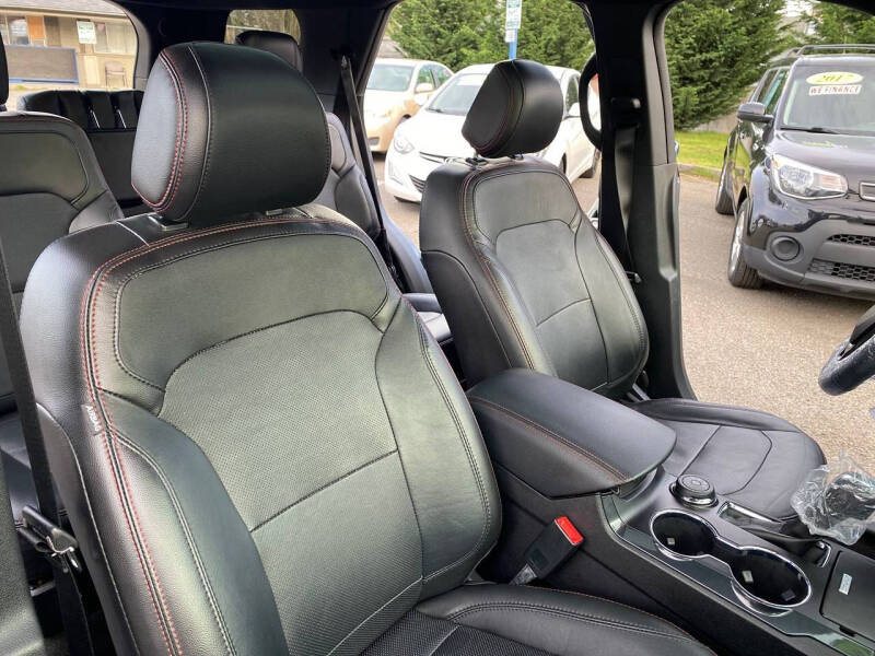 2017 Ford Explorer Sport