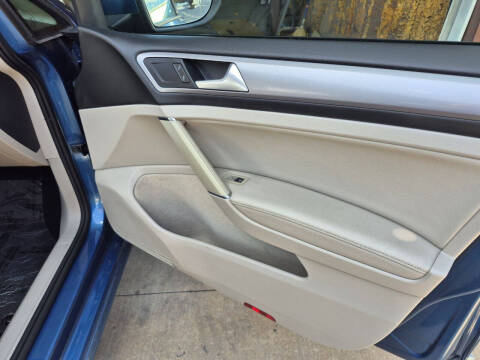 2015 Volkswagen e-Golf SEL Premium