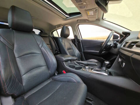 2015 Mazda MAZDA3 s Grand Touring