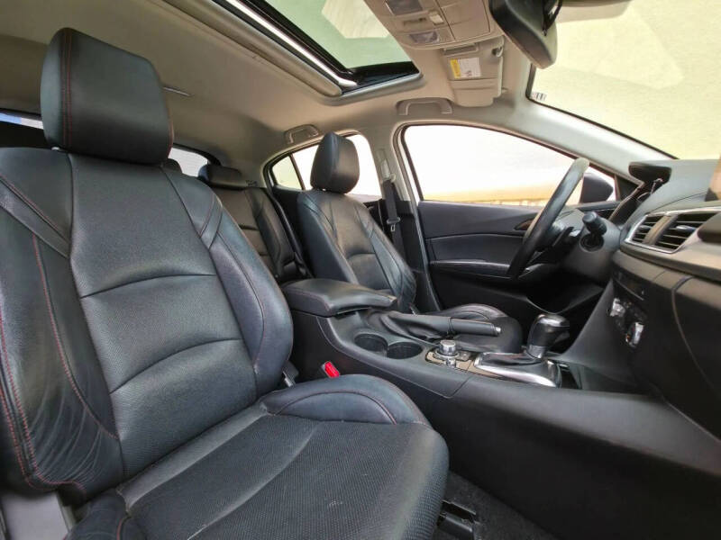 2015 Mazda MAZDA3 s Grand Touring
