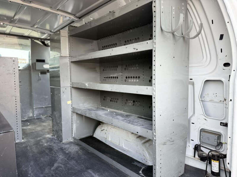 2010 Ford E-Series E-250