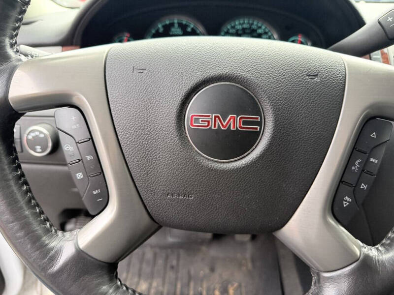 2012 GMC Yukon XL SLT