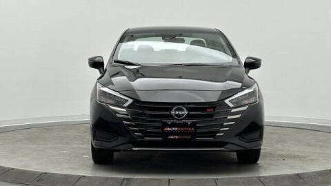 2025 Nissan Versa SR