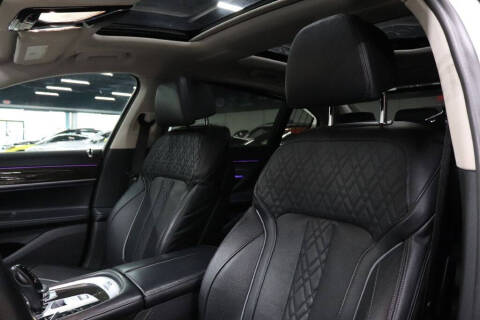 2020 BMW 7 Series 740i