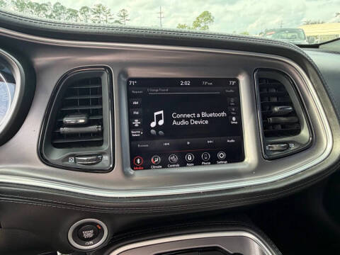 2020 Dodge Challenger SXT