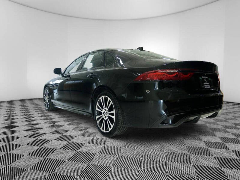 2024 Jaguar XF P250 R-Dynamic SE