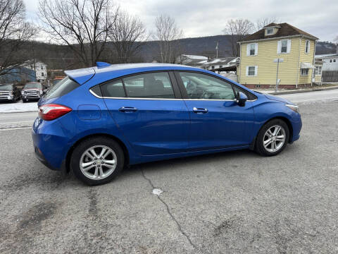 2017 Chevrolet Cruze LT Auto