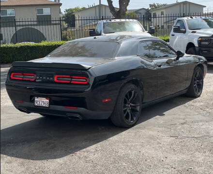 2017 Dodge Challenger SXT