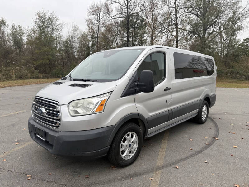 2016 Ford Transit XL's photo